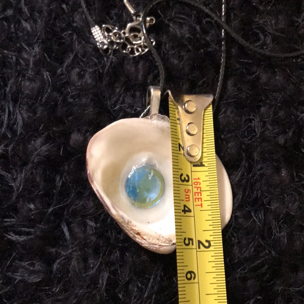 SeaShell Necklace Hand Created - Picture 17 of 17